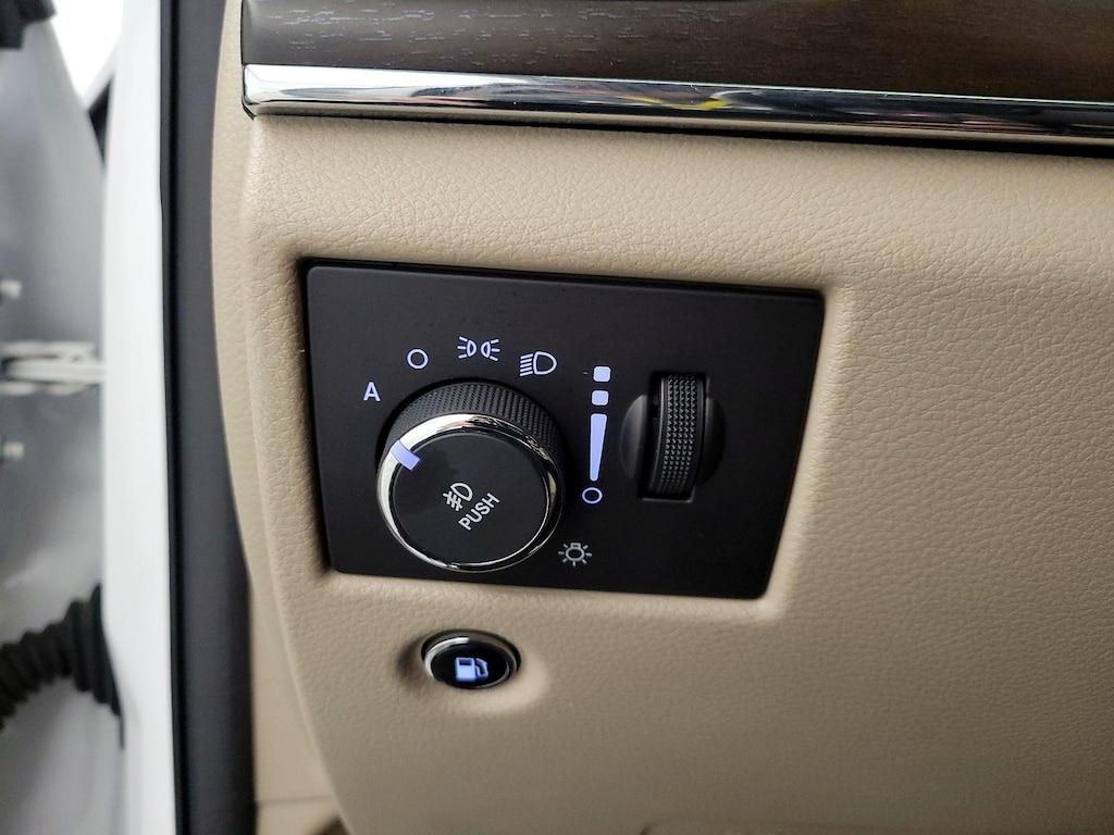 used 2016 Jeep Grand Cherokee car, priced at $19,998