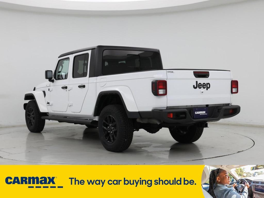 used 2022 Jeep Gladiator car, priced at $31,998