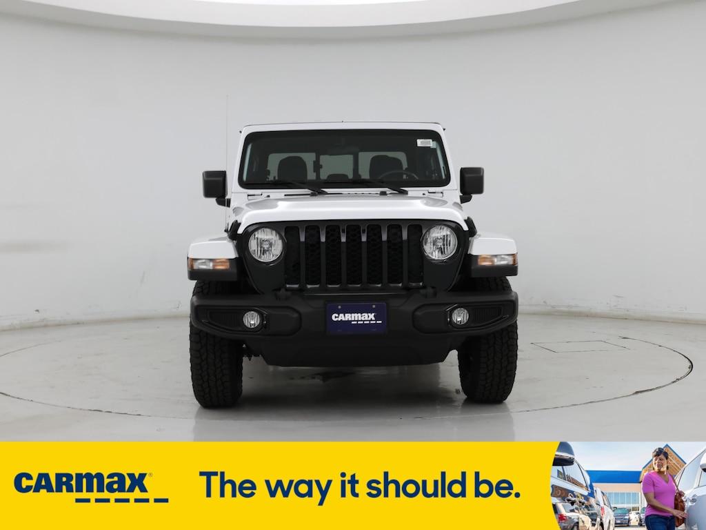 used 2022 Jeep Gladiator car, priced at $31,998