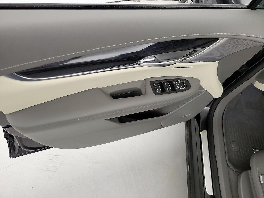 used 2023 Cadillac XT6 car, priced at $43,998