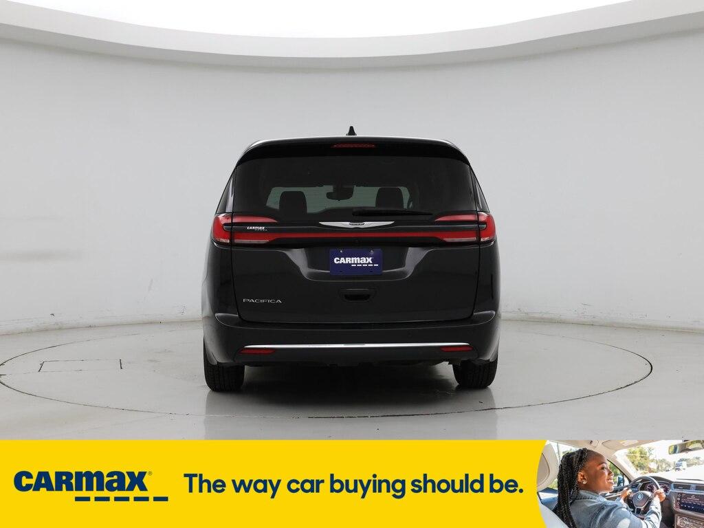 used 2023 Chrysler Pacifica car, priced at $25,998