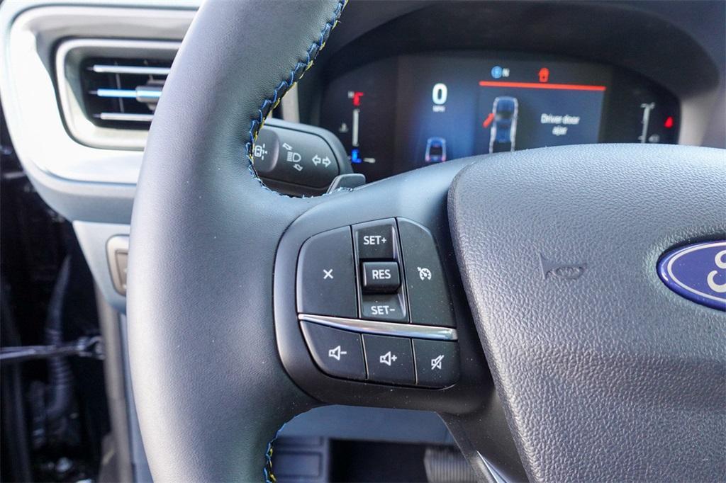 new 2025 Ford Maverick car, priced at $37,068