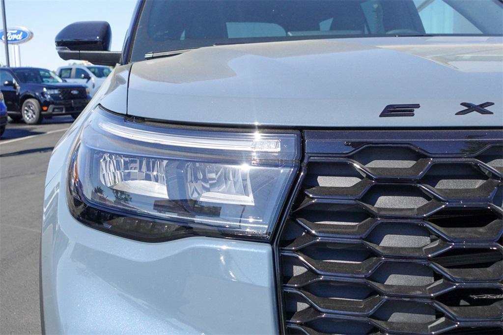 new 2025 Ford Explorer car, priced at $62,155