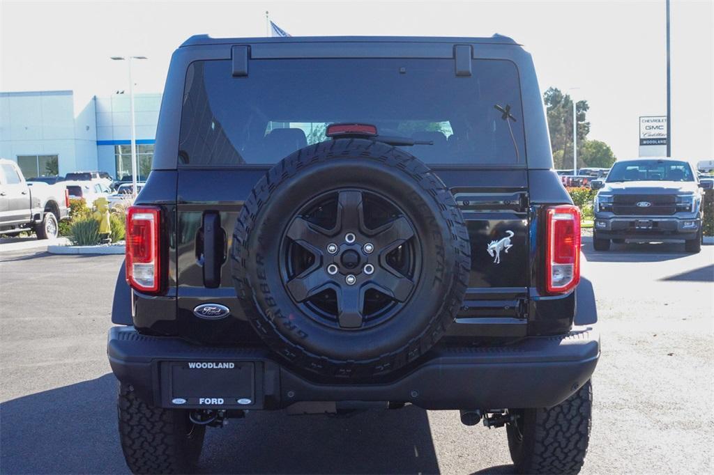 new 2025 Ford Bronco car, priced at $52,625