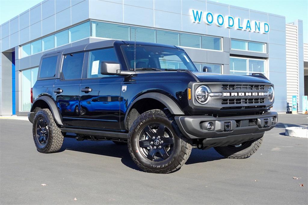 new 2025 Ford Bronco car, priced at $52,625