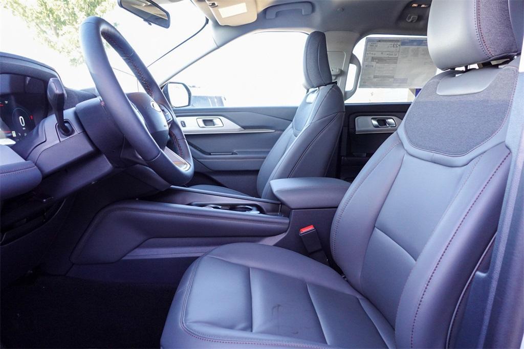 new 2025 Ford Explorer car, priced at $48,182