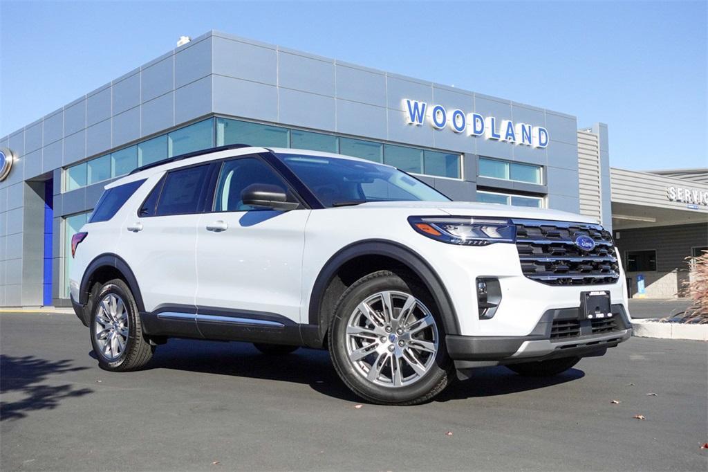 new 2025 Ford Explorer car, priced at $48,182