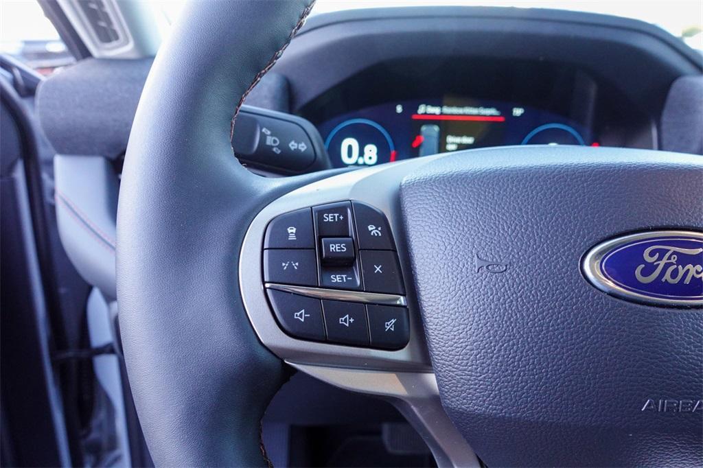 new 2025 Ford Explorer car, priced at $48,182