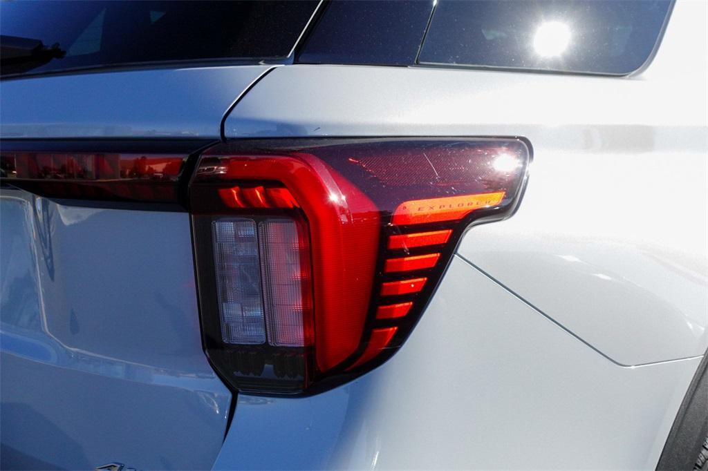 new 2025 Ford Explorer car, priced at $48,182