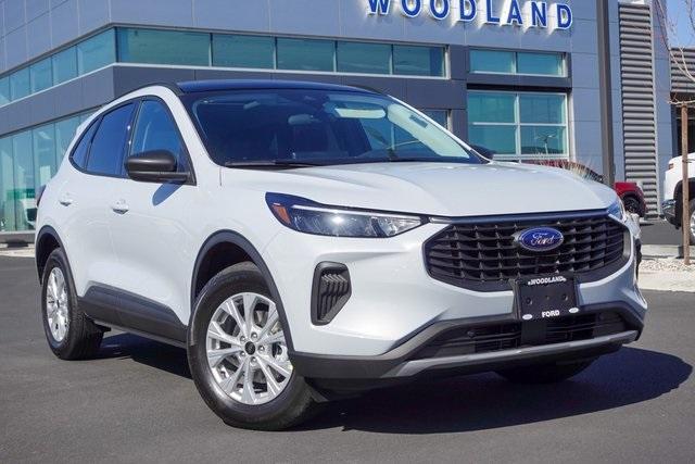 new 2025 Ford Escape car, priced at $35,670