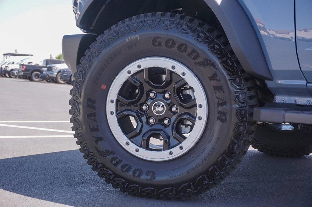 new 2024 Ford Bronco car, priced at $59,320