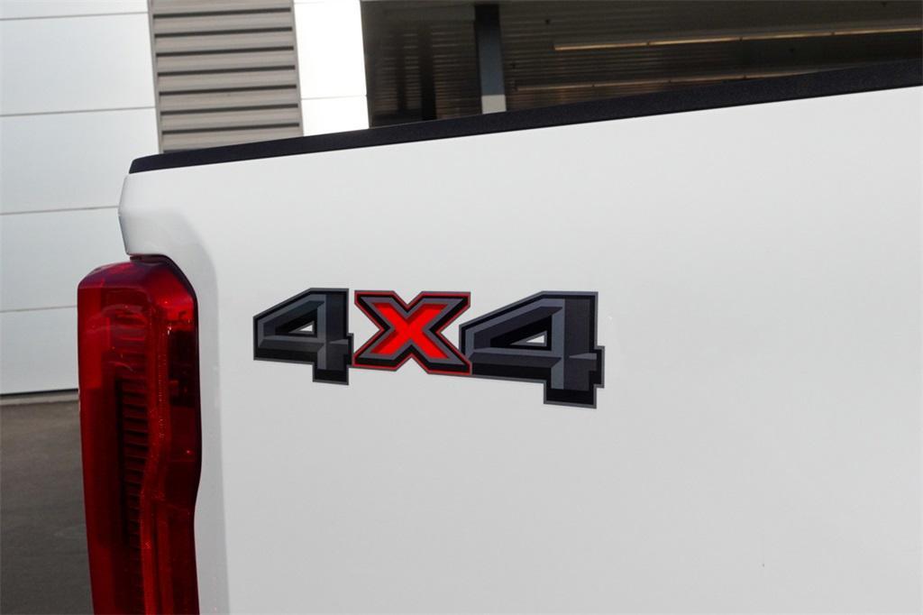 new 2025 Ford F-250 car, priced at $51,320