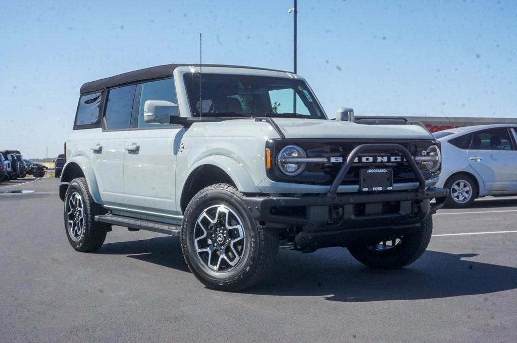 new 2024 Ford Bronco car, priced at $53,595