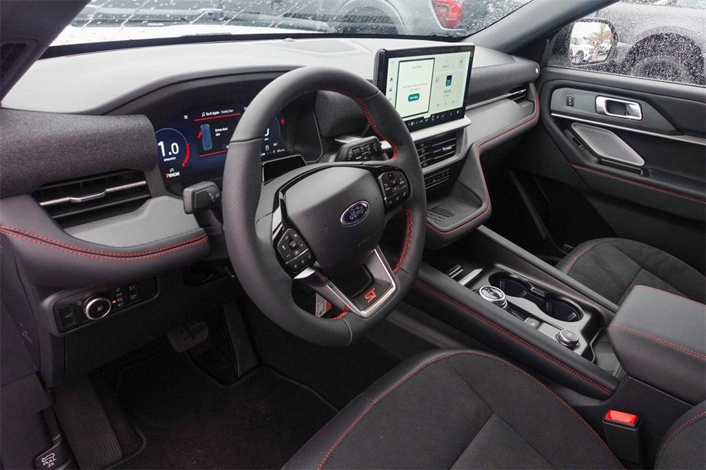 new 2025 Ford Explorer car, priced at $62,910