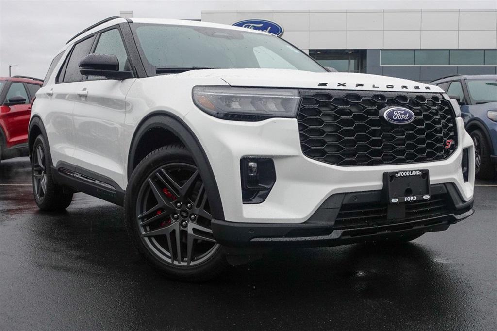 new 2025 Ford Explorer car, priced at $62,910