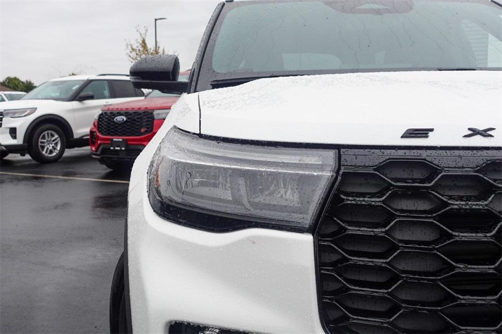 new 2025 Ford Explorer car, priced at $62,910