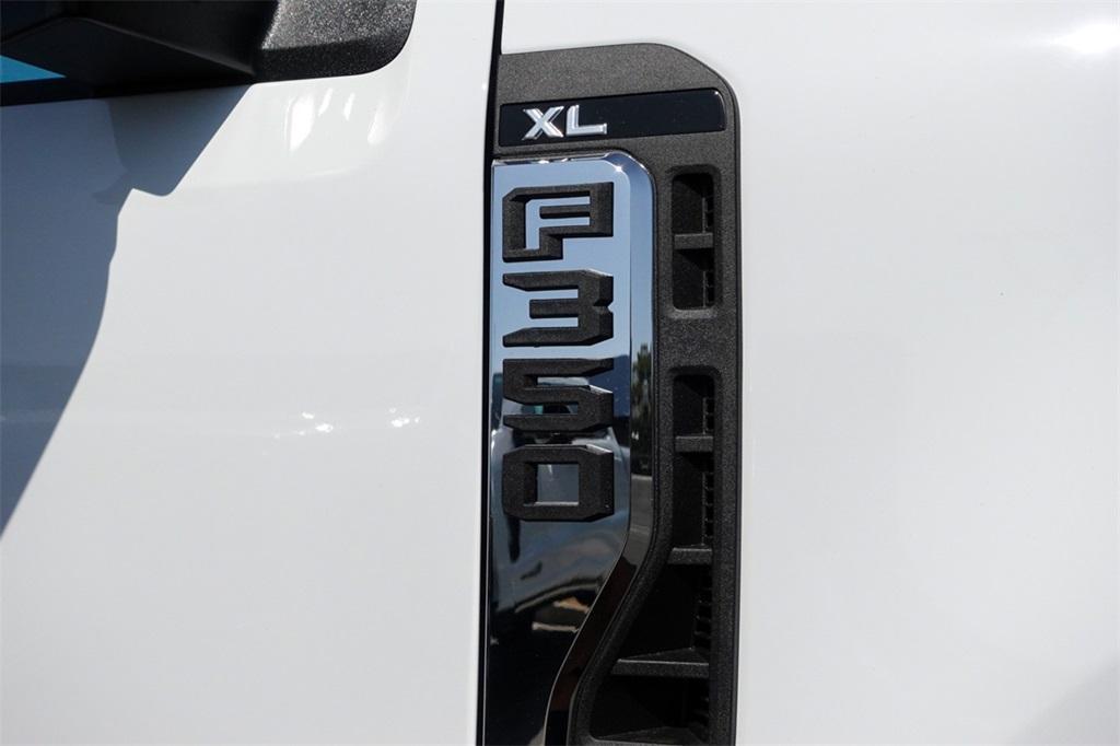 new 2025 Ford F-350 car, priced at $62,875
