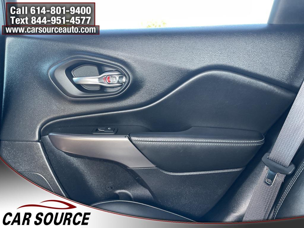 used 2019 Jeep Cherokee car, priced at $11,754