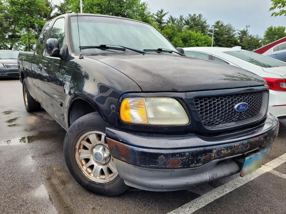 used 2002 Ford F-150 car, priced at $3,995