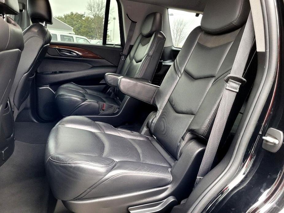 used 2019 Cadillac Escalade car, priced at $31,450