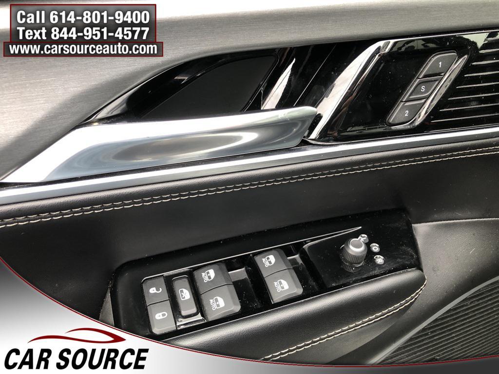 used 2023 Jeep Wagoneer car, priced at $37,995