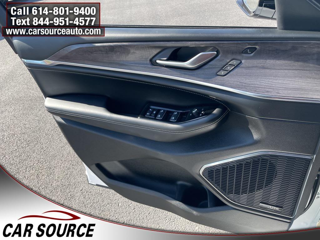 used 2023 Jeep Grand Cherokee car, priced at $36,450