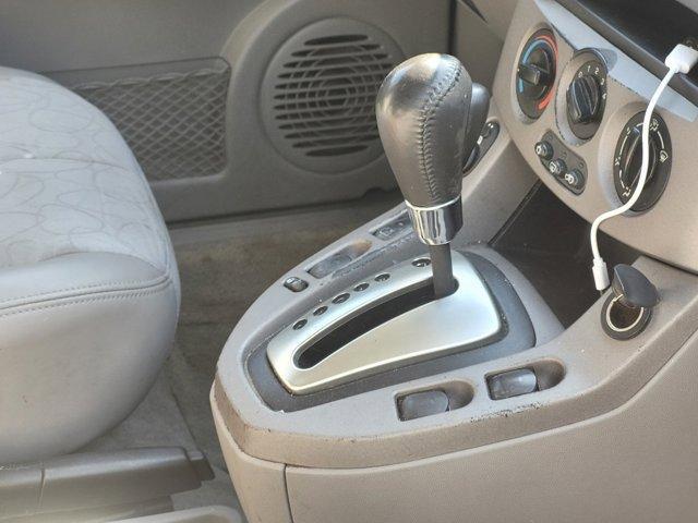used 2005 Saturn Vue car, priced at $4,995