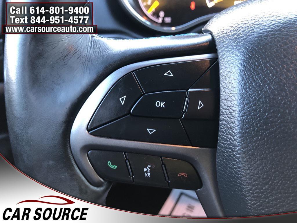 used 2020 Jeep Grand Cherokee car, priced at $18,995