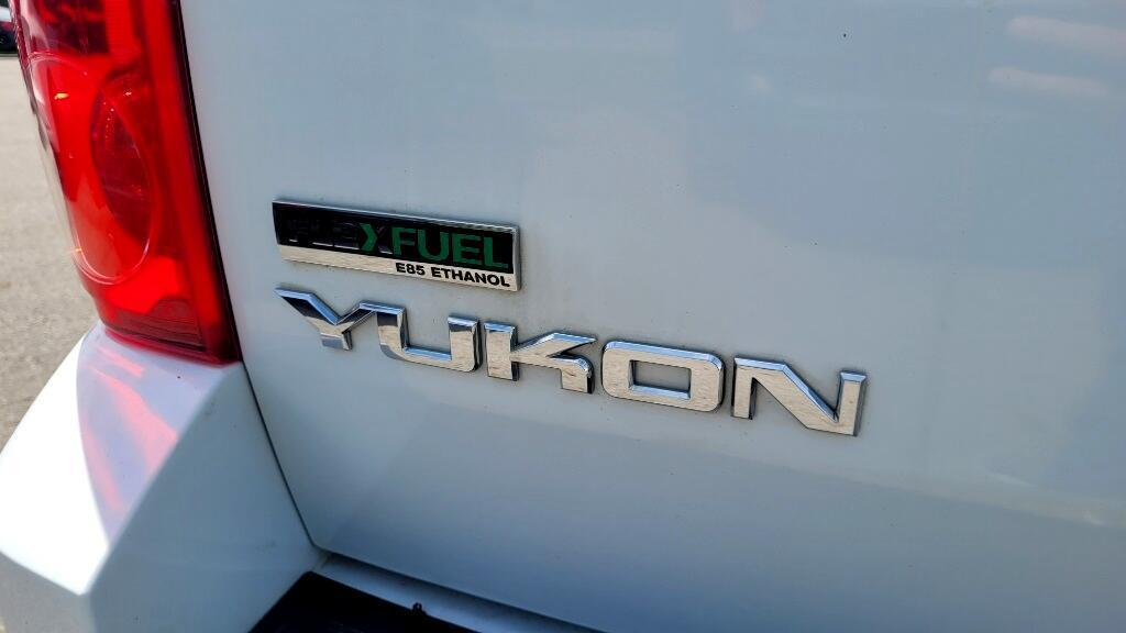 used 2008 GMC Yukon car, priced at $9,995