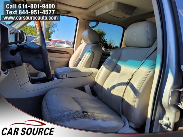 used 2005 Cadillac Escalade EXT car, priced at $6,995