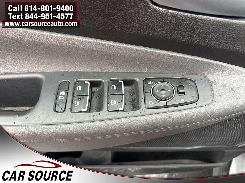 used 2021 Hyundai Santa Fe car, priced at $15,950