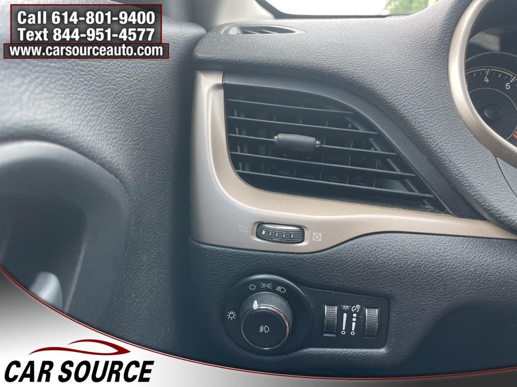 used 2014 Jeep Cherokee car, priced at $6,450