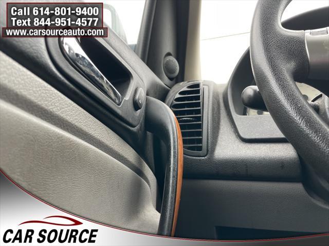 used 2007 Saturn Vue car, priced at $996