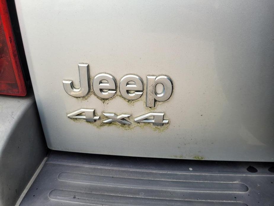 used 2006 Jeep Liberty car, priced at $3,450