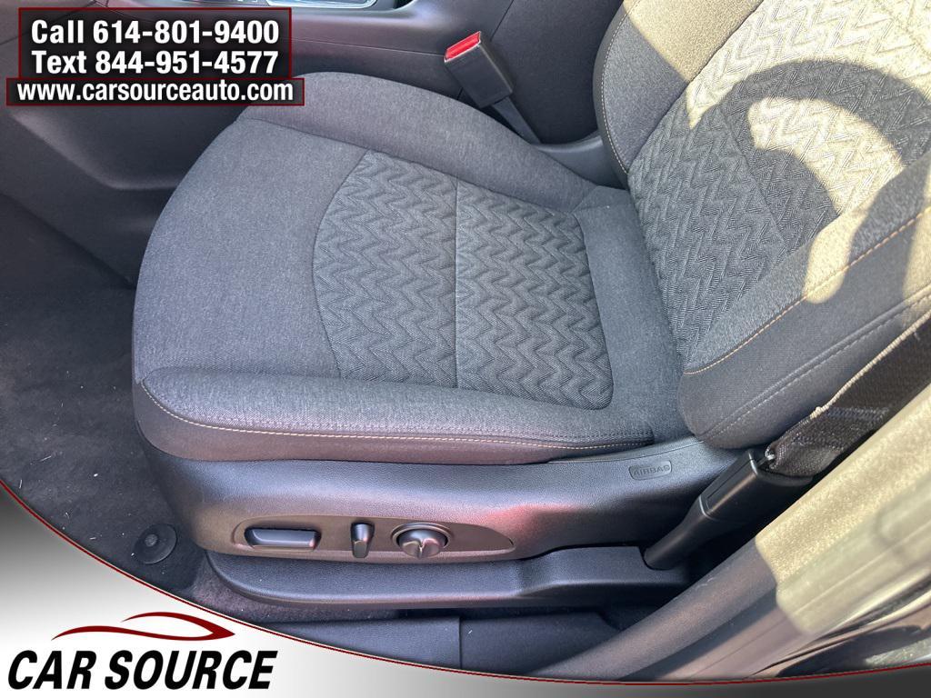 used 2022 Chevrolet Equinox car, priced at $16,450