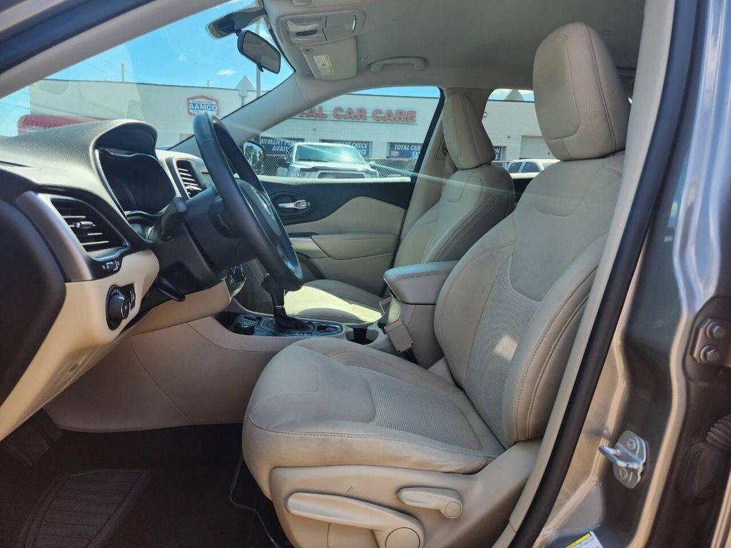 used 2019 Jeep Cherokee car, priced at $14,492
