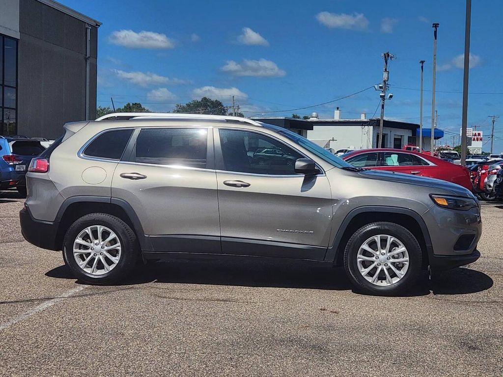 used 2019 Jeep Cherokee car, priced at $14,492
