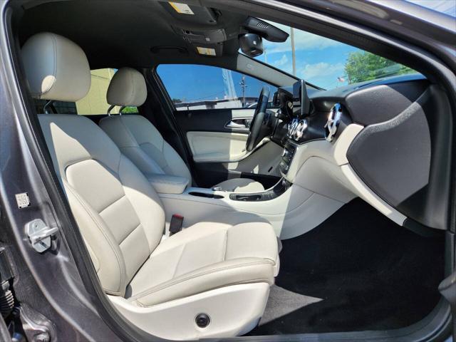 used 2018 Mercedes-Benz GLA 250 car, priced at $15,492