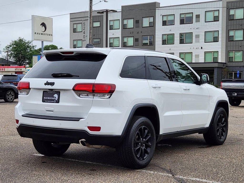 used 2022 Jeep Grand Cherokee car, priced at $22,975