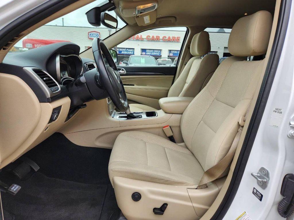 used 2022 Jeep Grand Cherokee car, priced at $22,975
