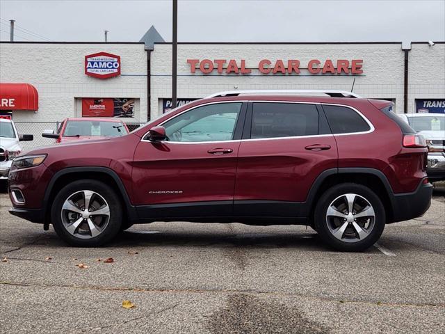 used 2019 Jeep Cherokee car, priced at $17,492