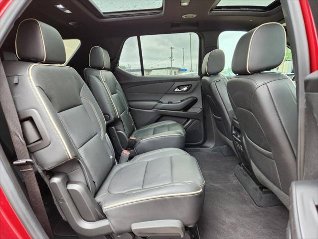 used 2022 Chevrolet Traverse car, priced at $27,594