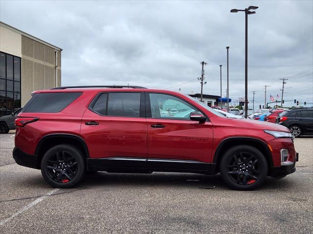 used 2022 Chevrolet Traverse car, priced at $27,594