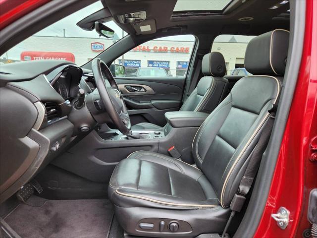 used 2022 Chevrolet Traverse car, priced at $27,594