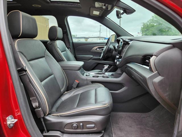 used 2022 Chevrolet Traverse car, priced at $27,594