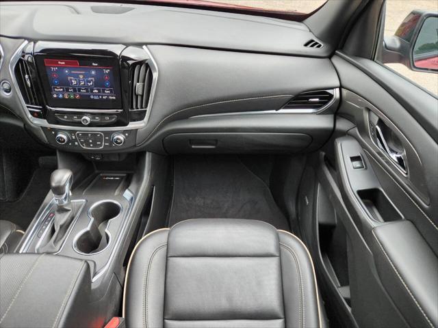 used 2022 Chevrolet Traverse car, priced at $27,594