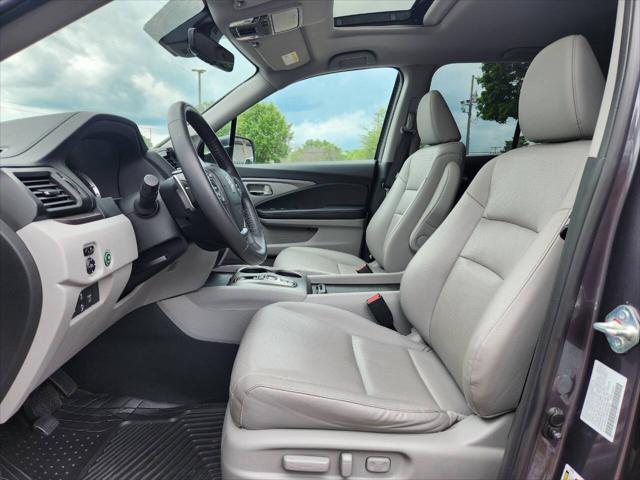 used 2023 Honda Ridgeline car, priced at $25,942
