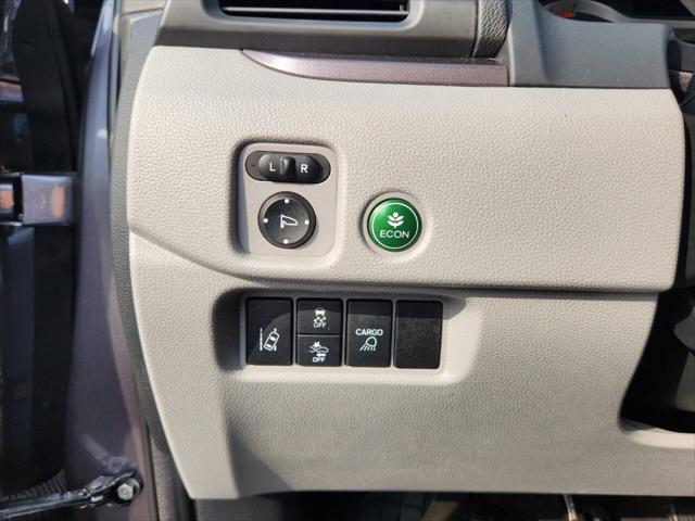 used 2023 Honda Ridgeline car, priced at $25,942
