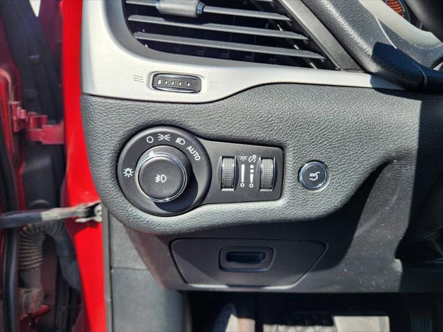 used 2016 Jeep Cherokee car, priced at $11,985