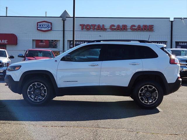 used 2019 Jeep Cherokee car, priced at $16,975